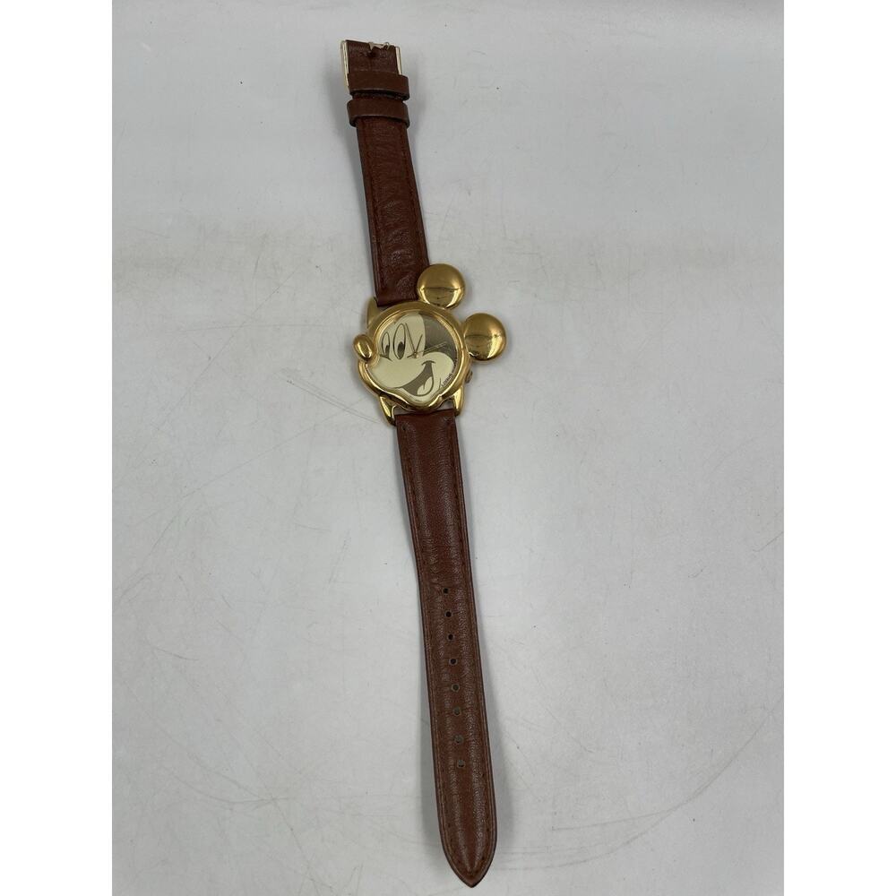 Vtg Disney Mickey Mouse 3D Ears Lorus Mens Watch 42mm V401-5700